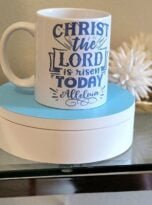 Christis risen mug (1)